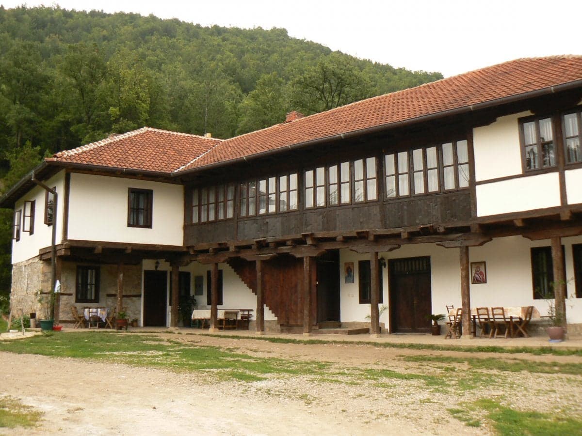 Уикенд в Пирот - старопланински легенди - екскурзия с автобус