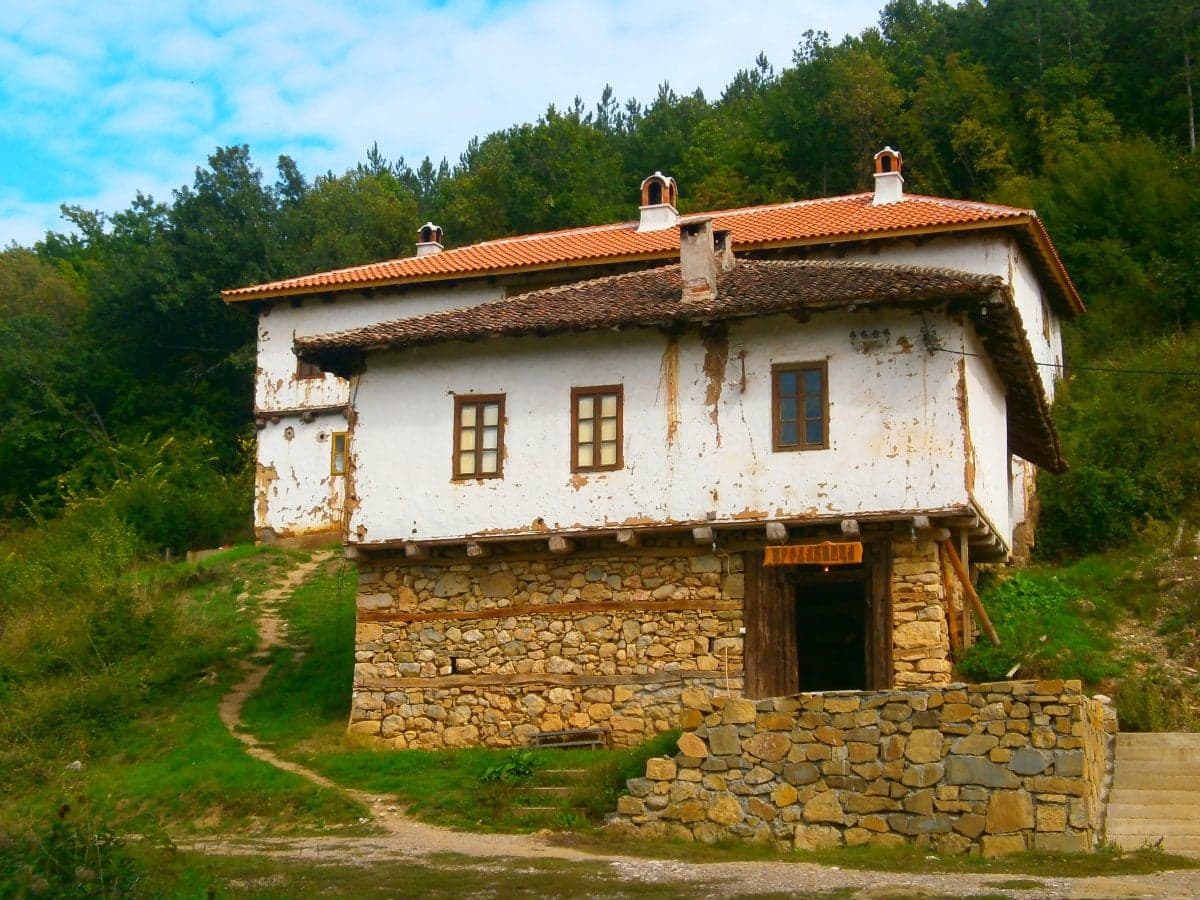 Уикенд в Пирот - старопланински легенди - екскурзия с автобус