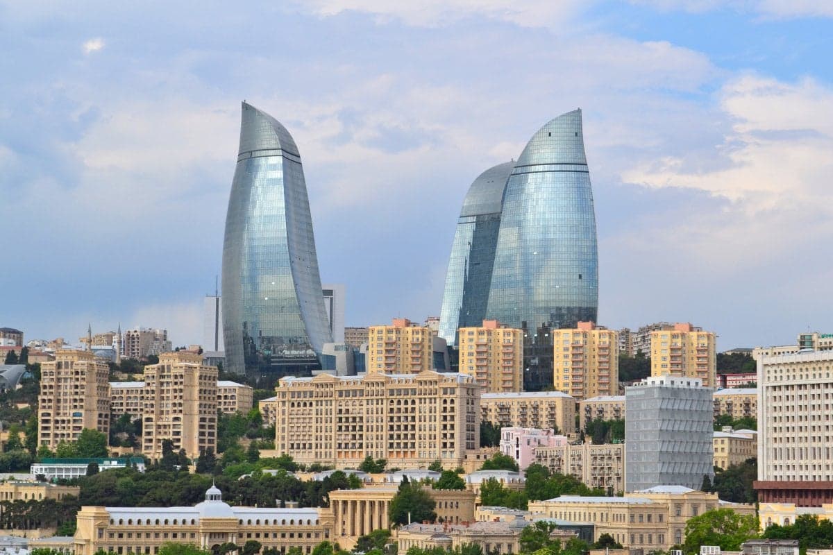 Екскурзия в АЗЕРБАЙДЖАН - Баку - перлата на Каспийско море - със самолет и водач от България!