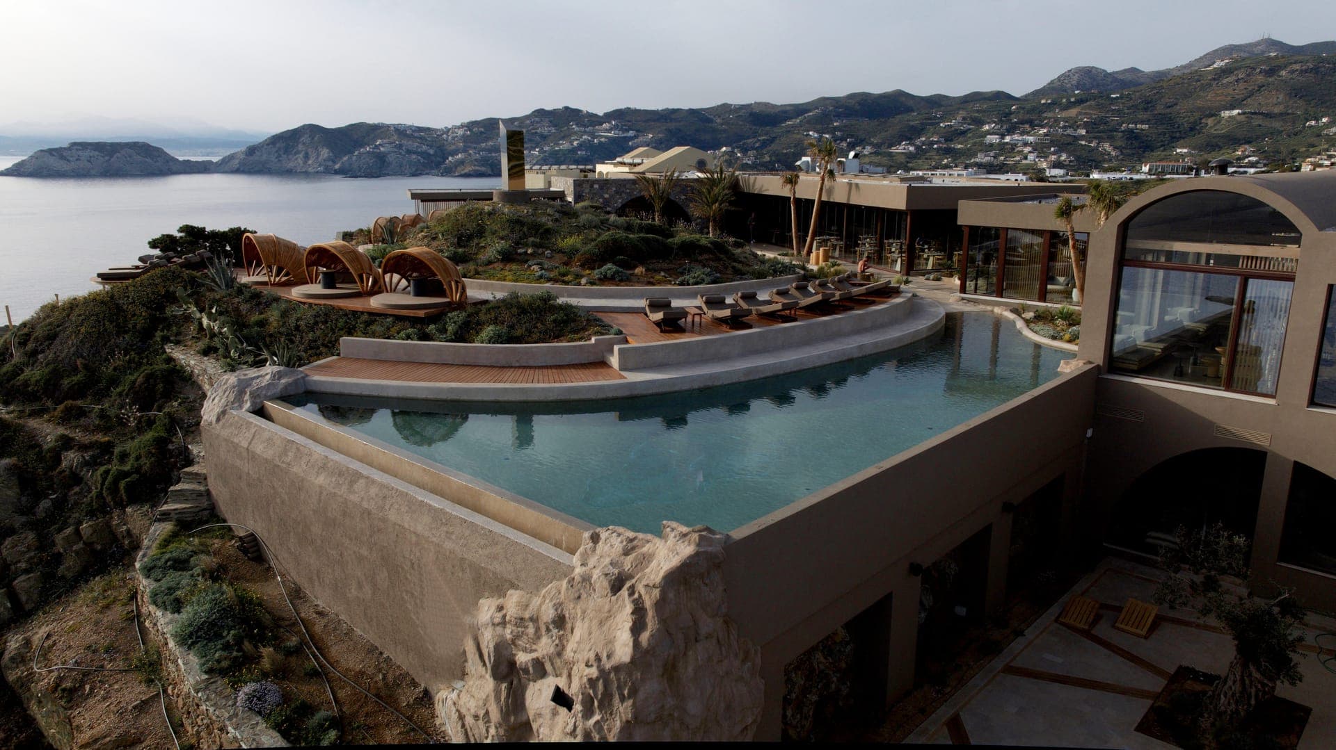 Acro Suites – A Wellbeing resort