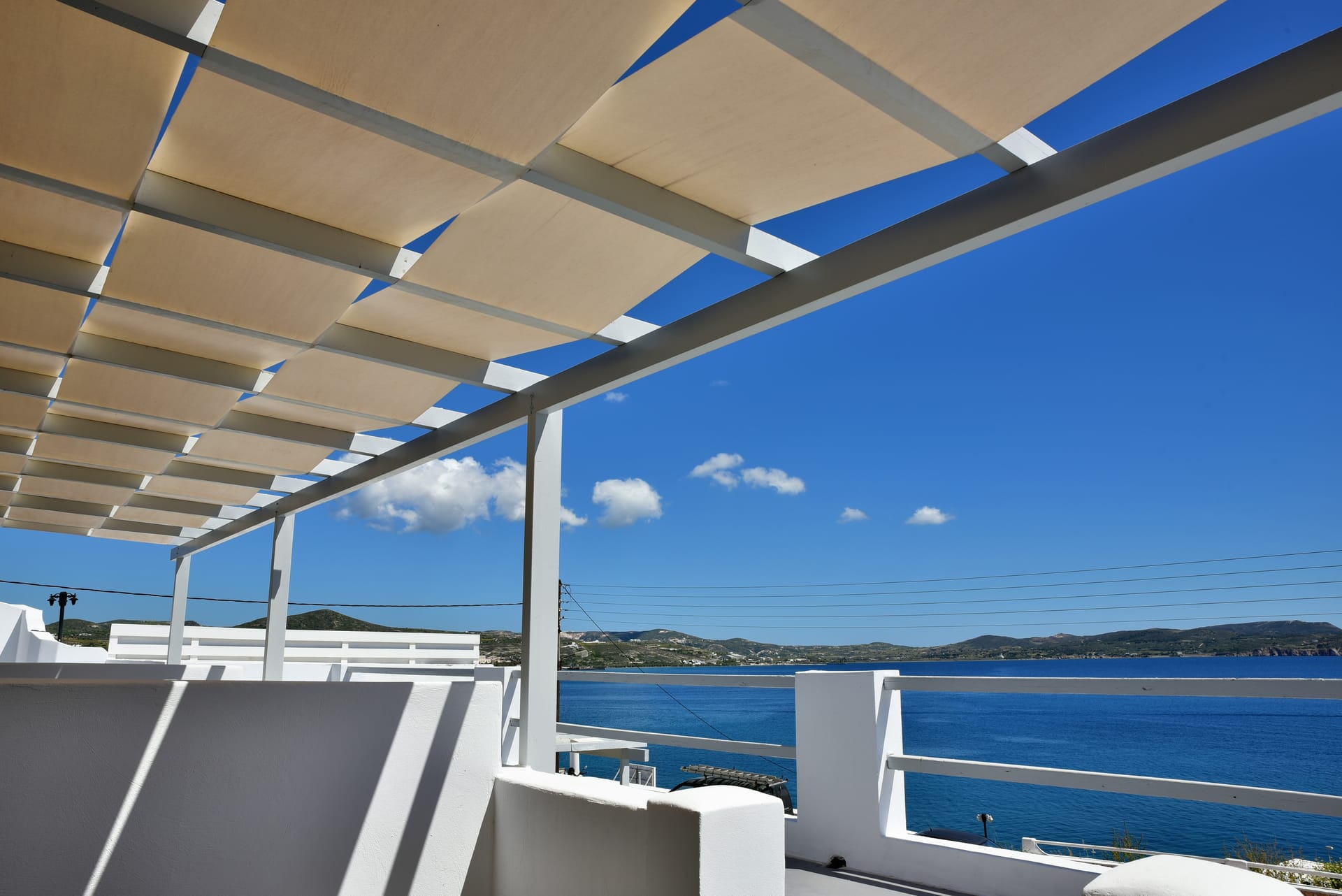 Adamas Hotel