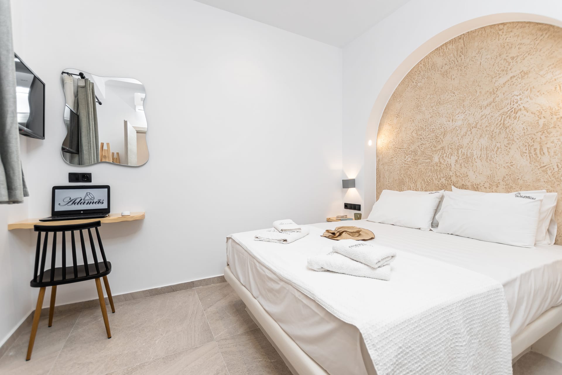 Adama's Suites