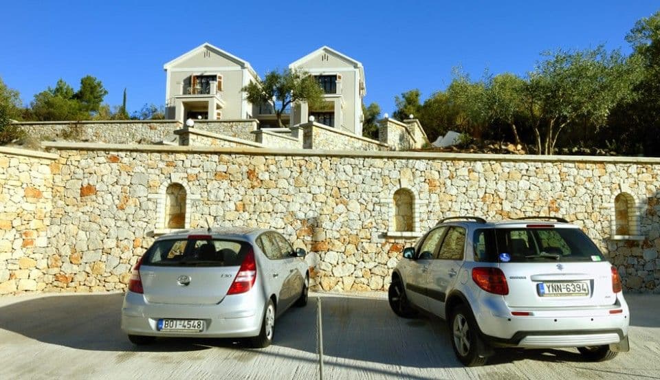 Adastra Ithaca Luxury Suites
