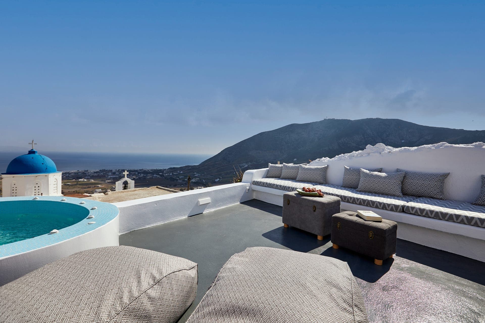 Aecon Suites