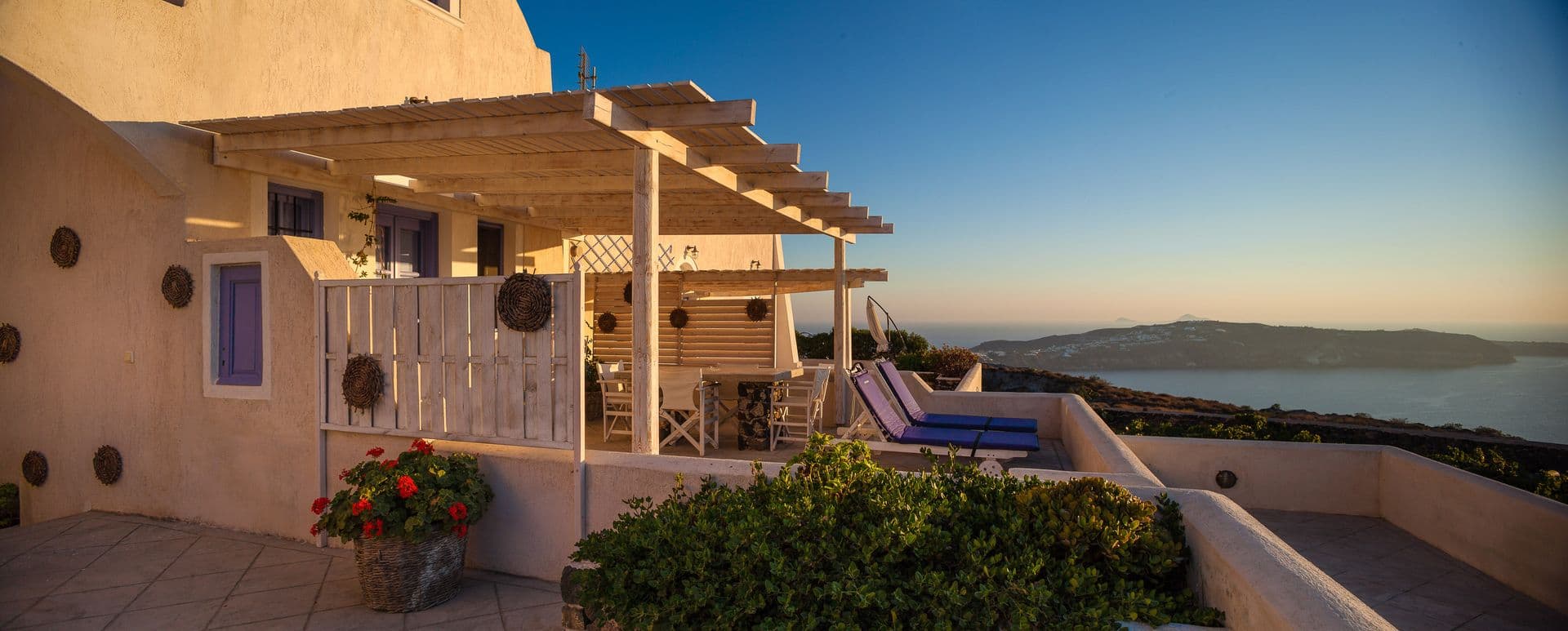 Aegagros Caldera Houses
