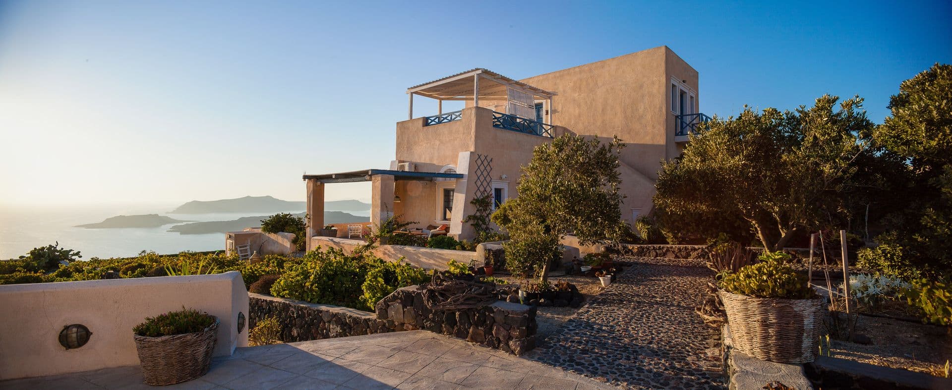 Aegagros Caldera Houses