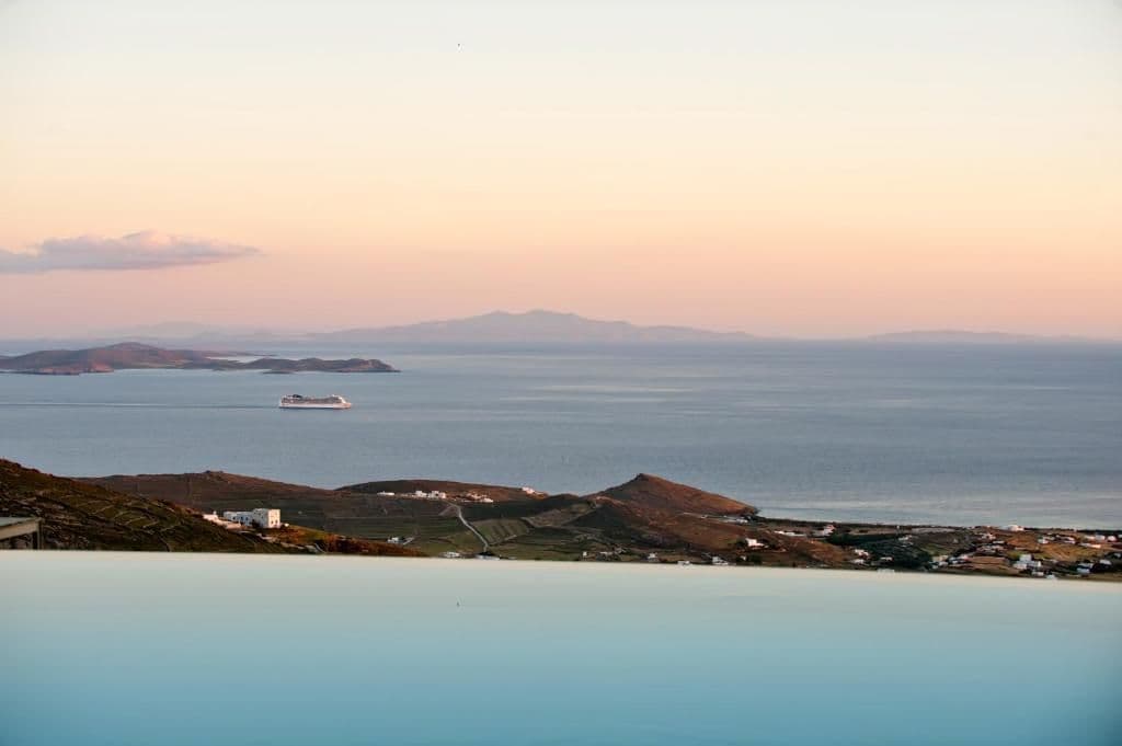 Aeolis Tinos Suites