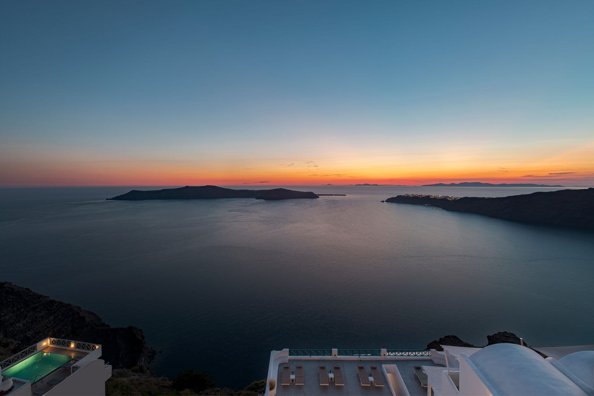 Afroessa Hotel Santorini by Caldera Houses