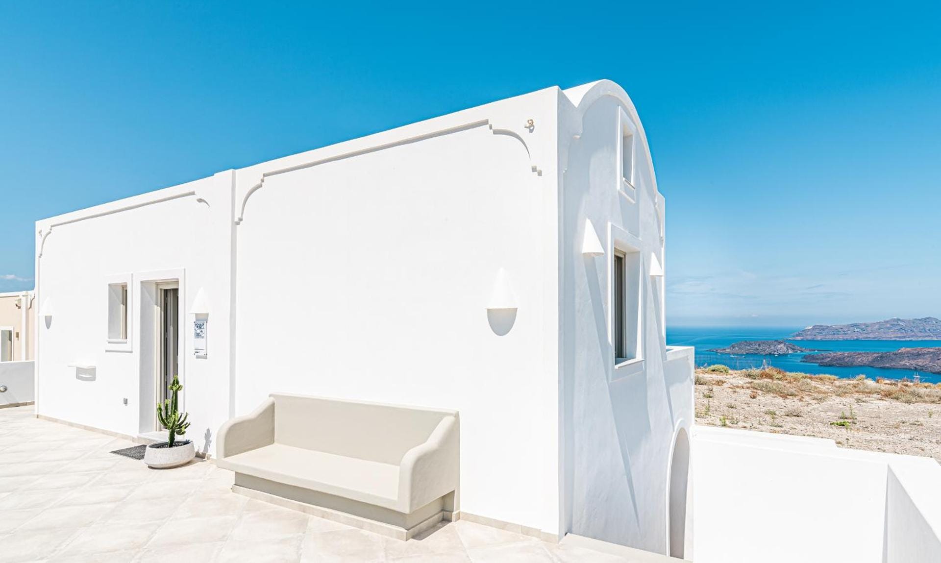 Agia Marina Caldera Suites