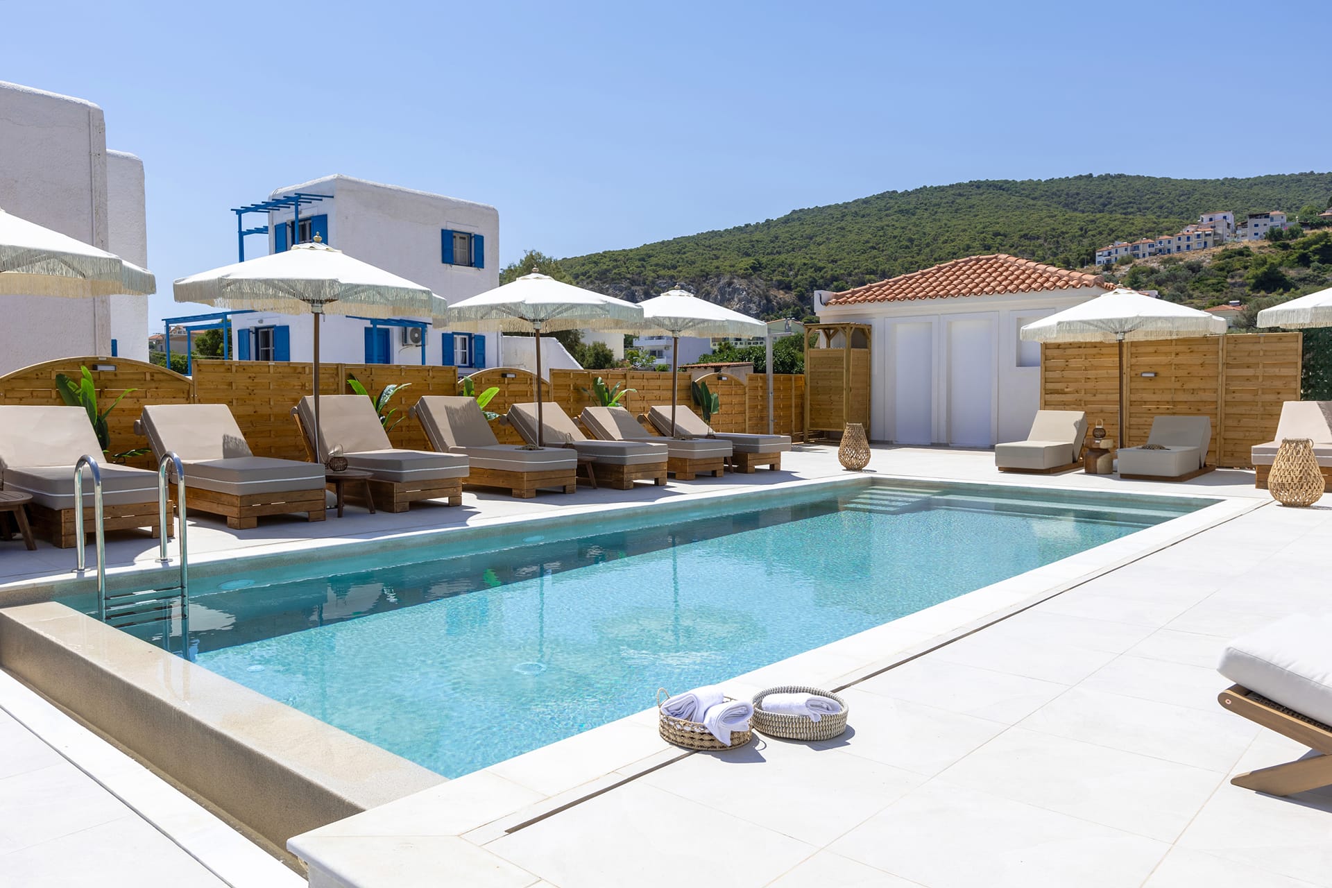 Laza Beach Inn Agistri