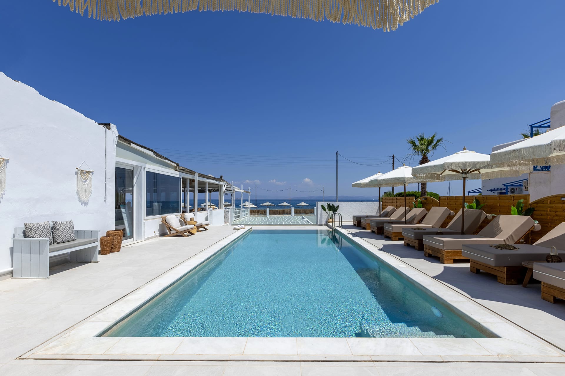 Laza Beach Inn Agistri