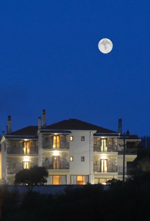 Aiora Luxury Suites