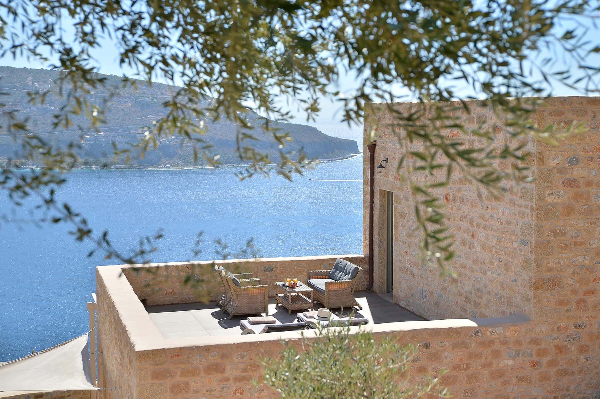 Akrolithi Boutique Hotel