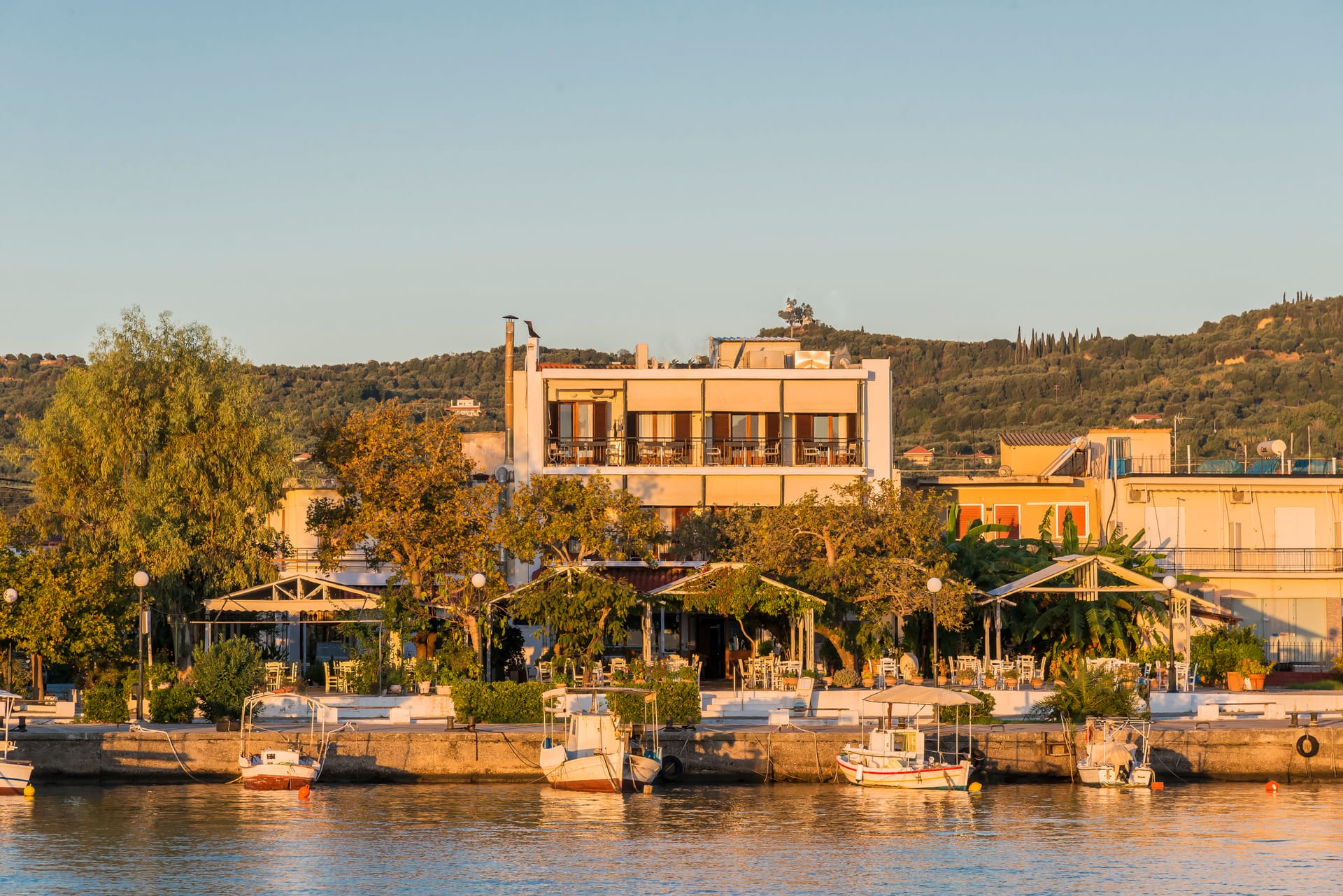 Akroyali Hotel & Villa Ganios Apartments