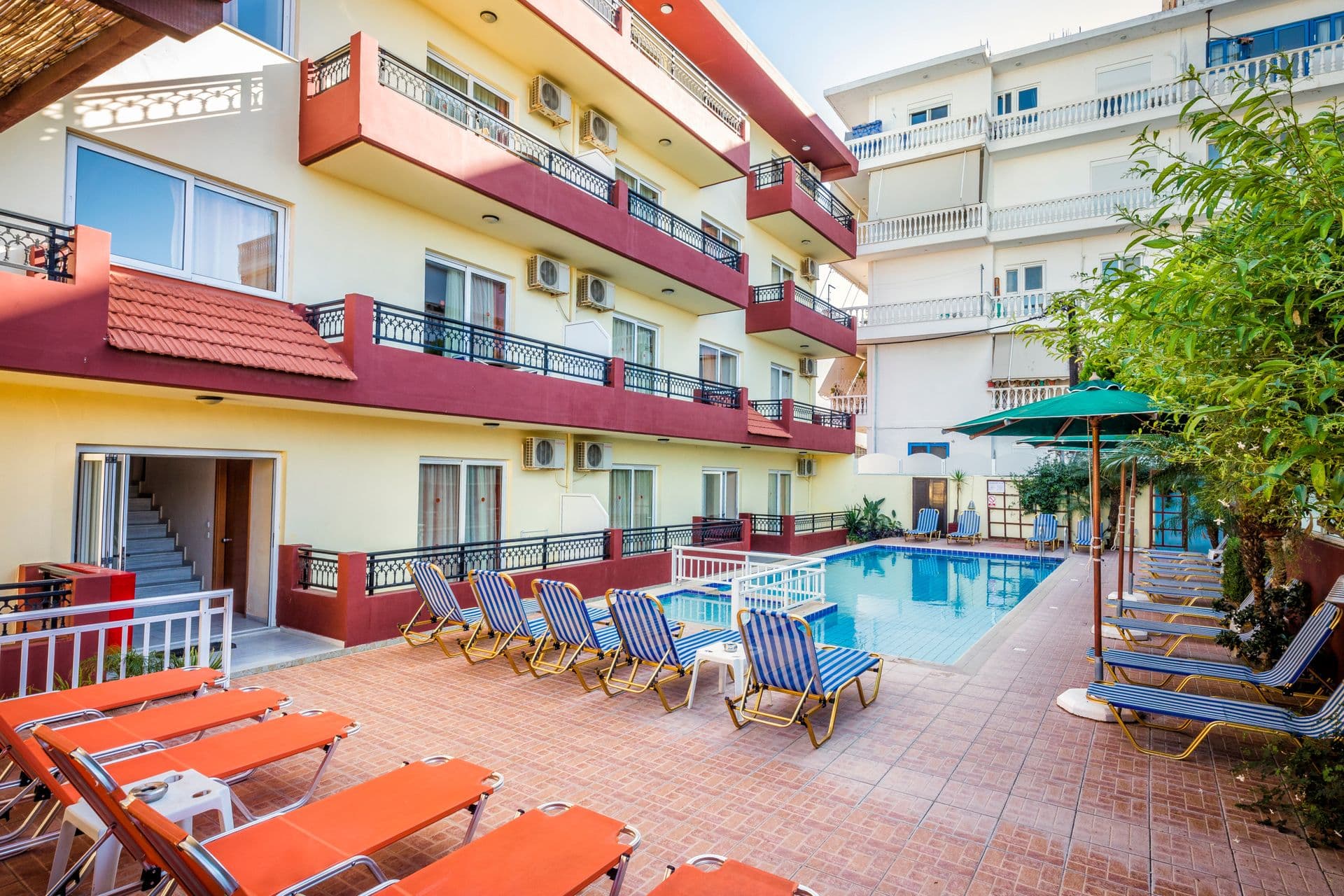 ALEA HOTEL STUDIOS