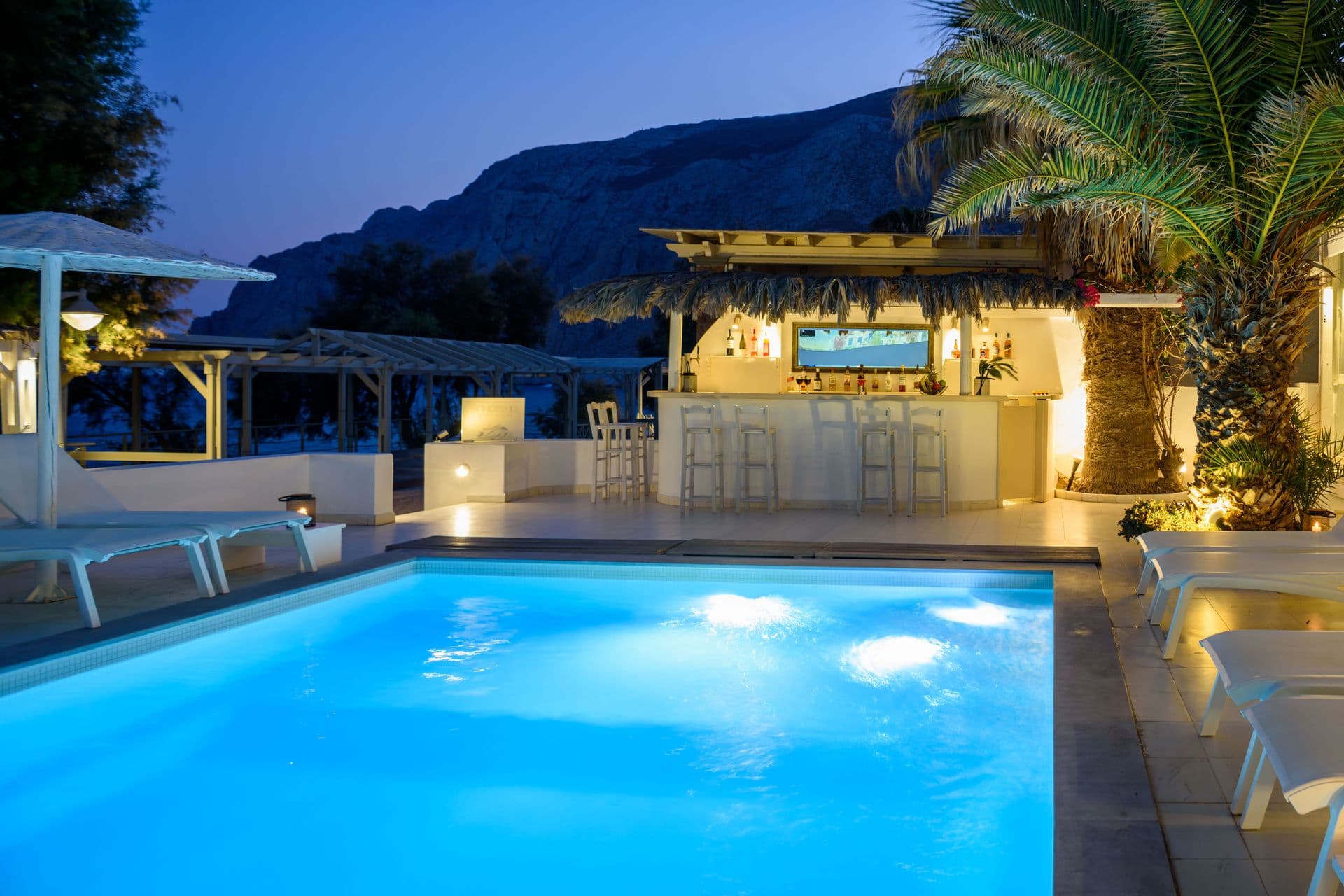 Alesahne Beach Hotel Santorini