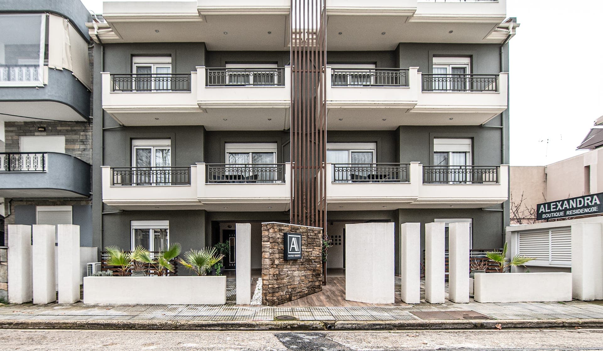 Alexandra Boutique Residence Seaside