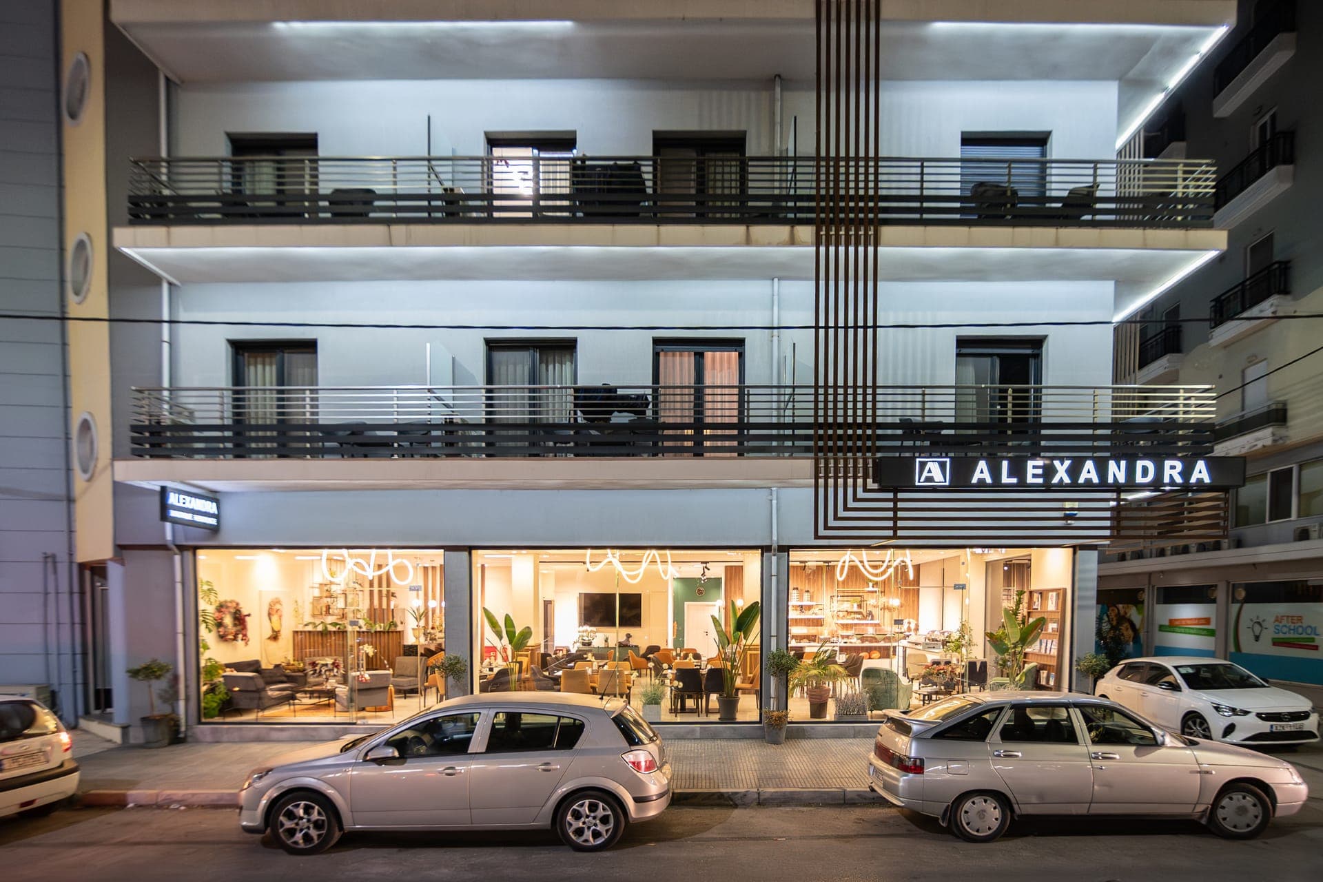 Alexandra Boutique Residence Downtown