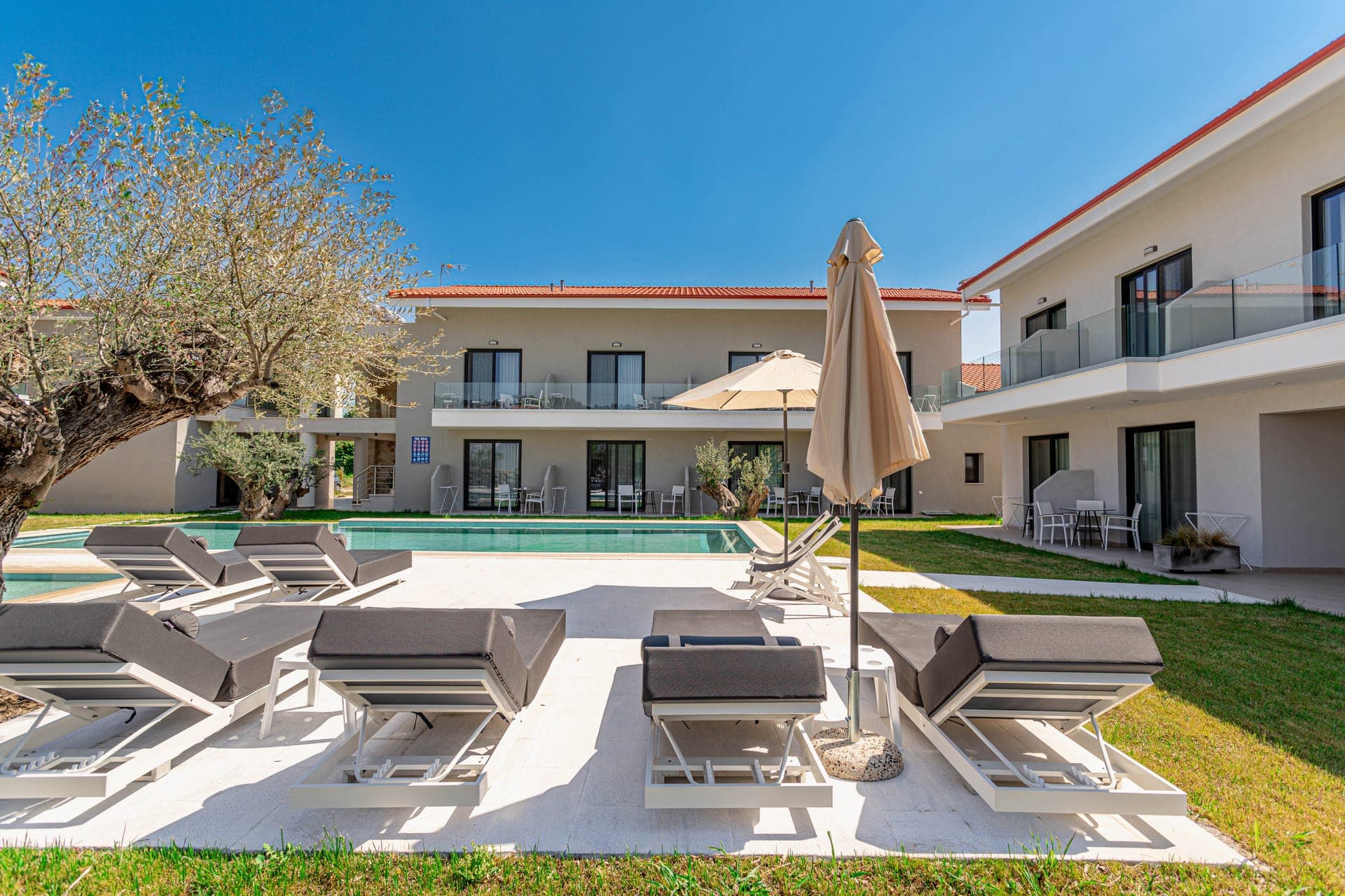 AlexMare Suites