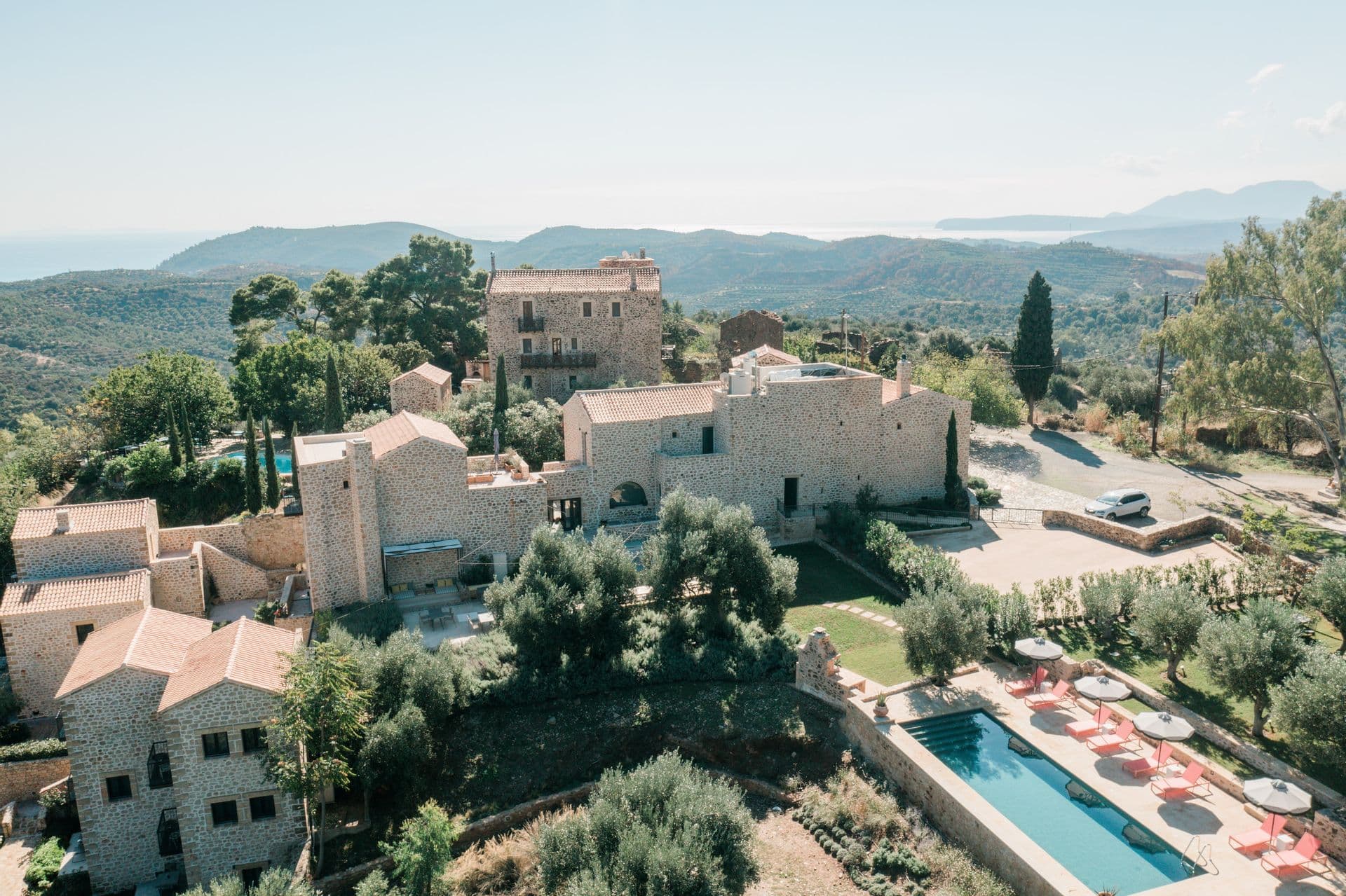 Alistos Hotel