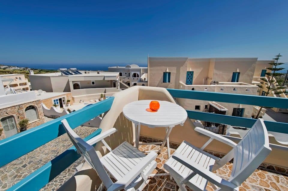 Alizea Villas & Suites