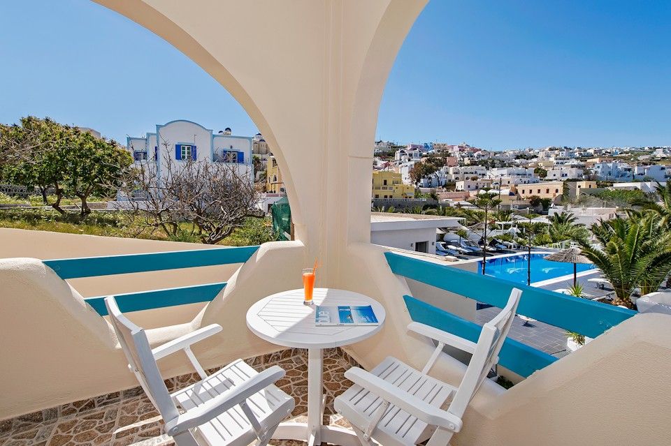Alizea Villas & Suites