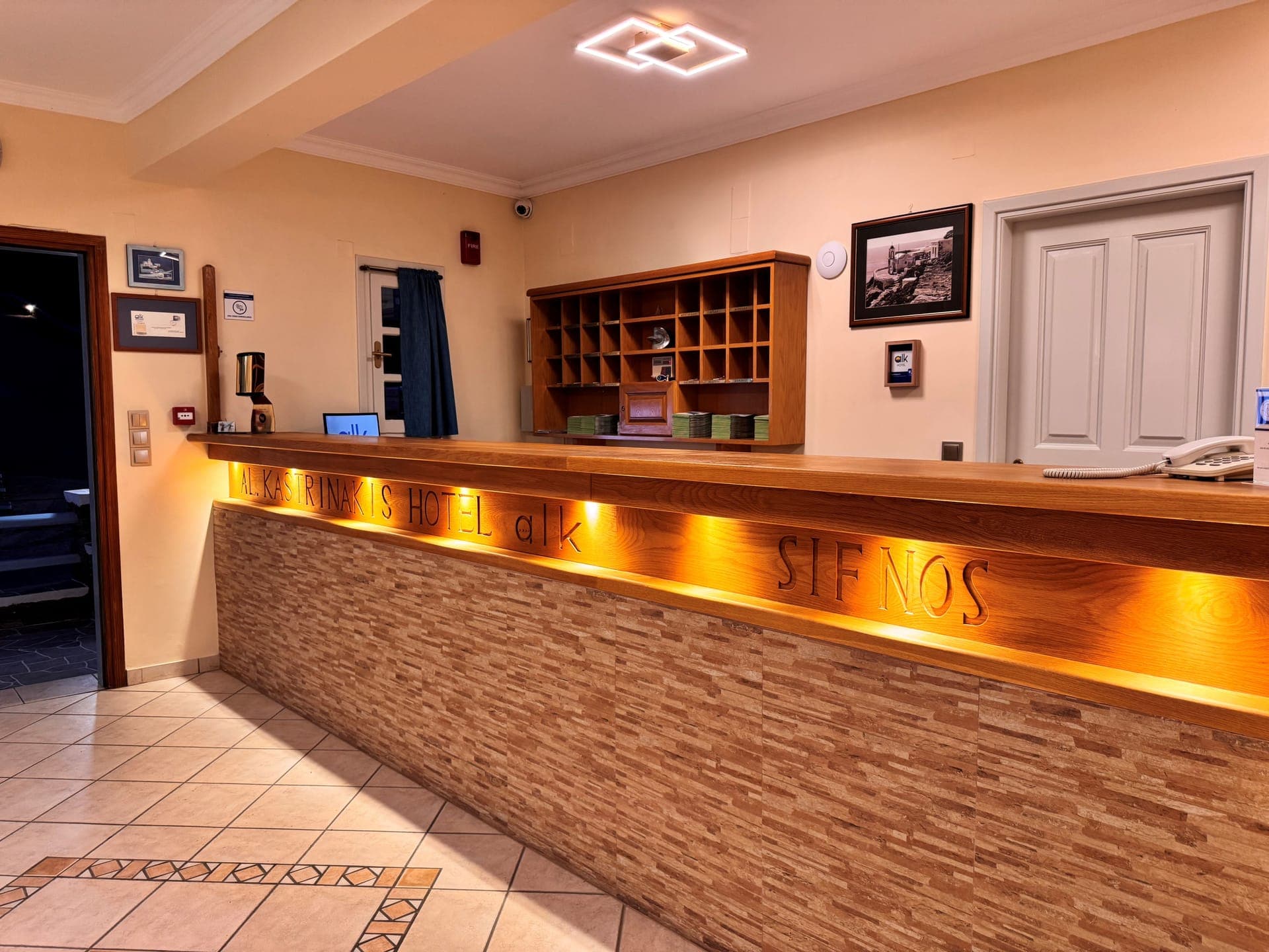 ALK HOTEL™