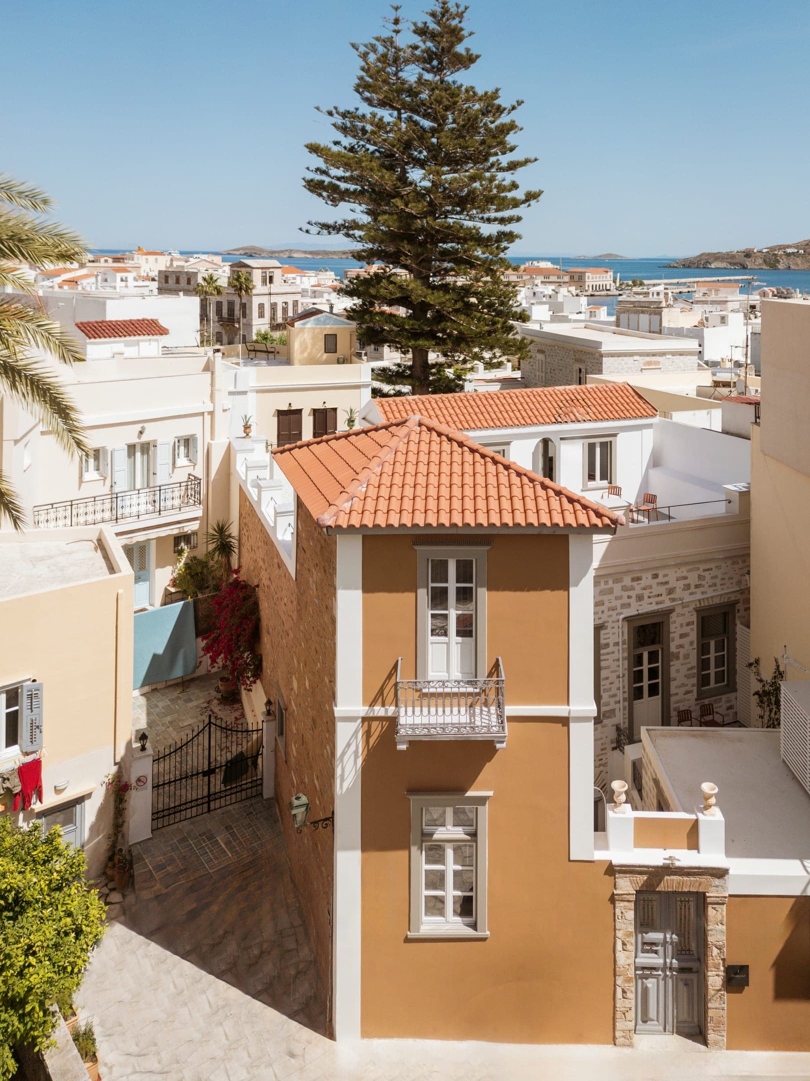 Alma Syros Suites