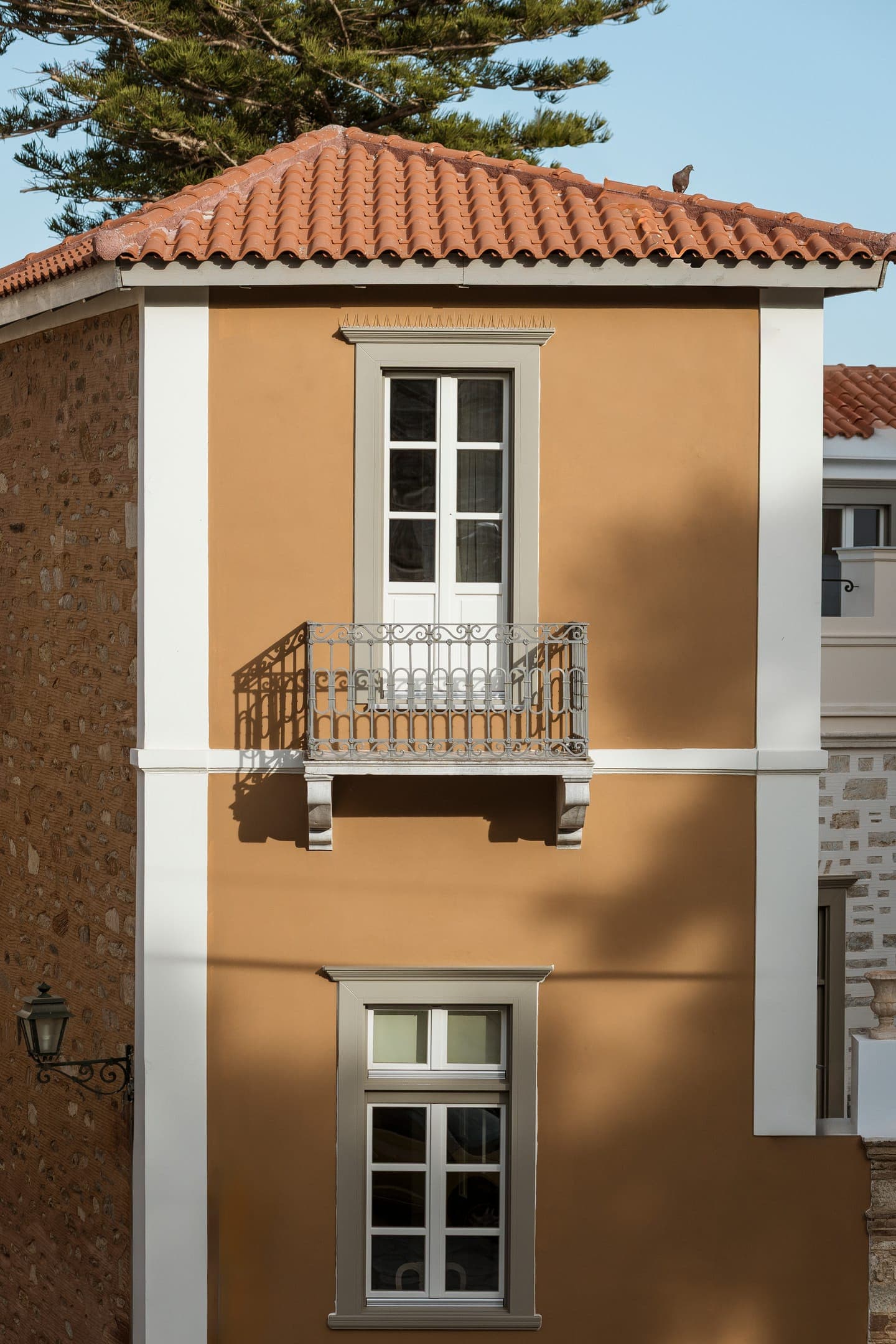 Alma Syros Suites