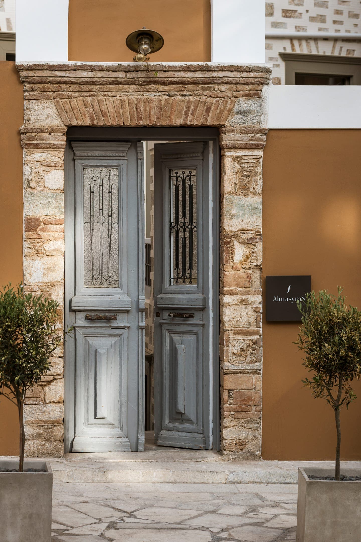 Alma Syros Suites