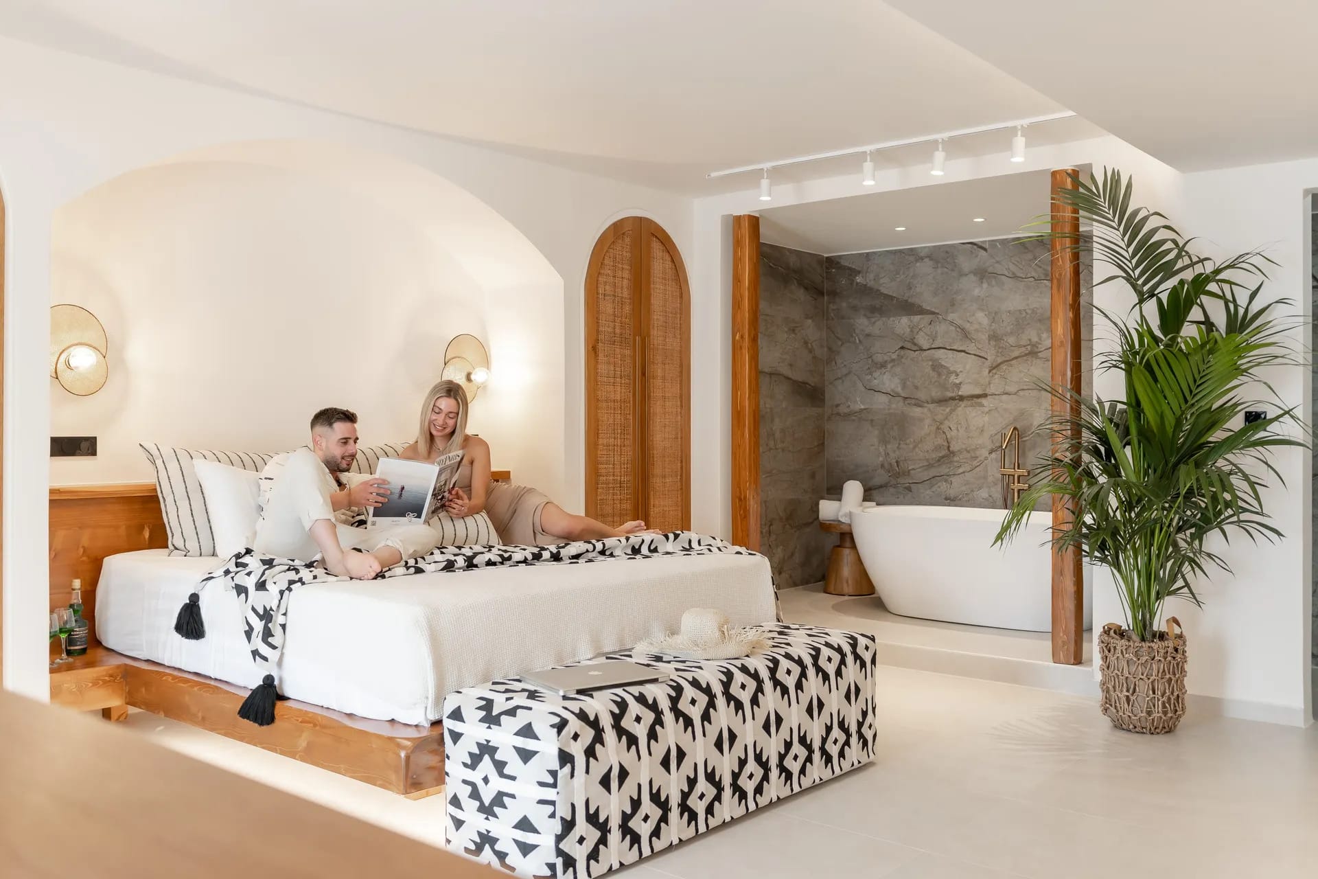 Almiriki Naxos Beachside Living