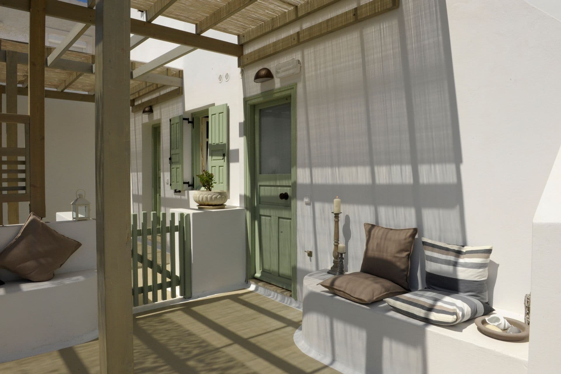 Almyris Rooms