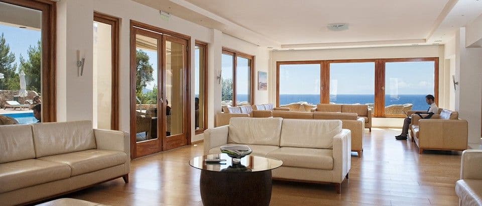 Alonissos Beach Bungalows & Suites Hotel
