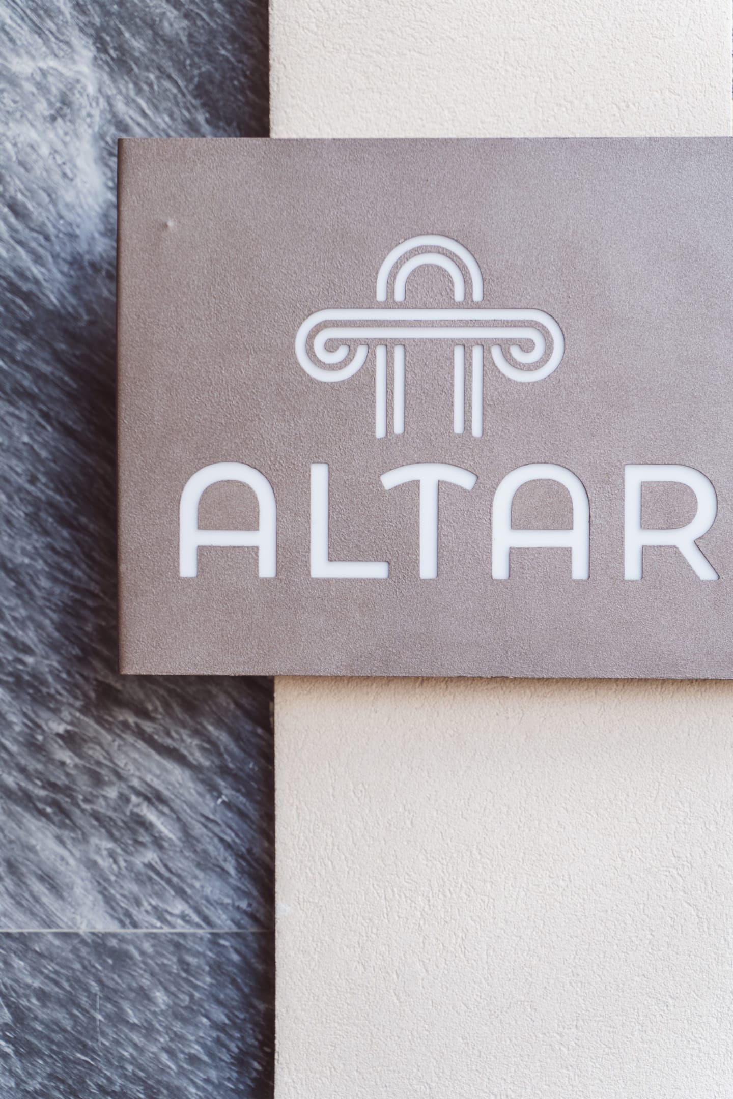 Altar Suites