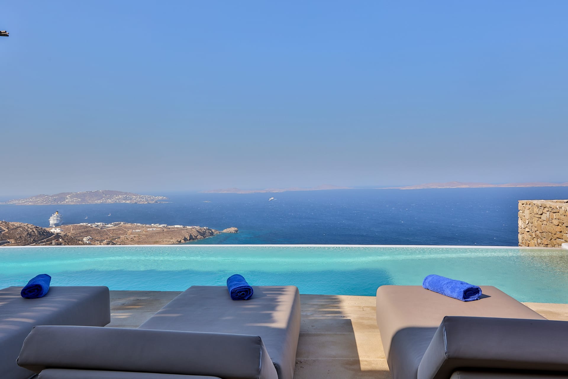 Altavista Villa