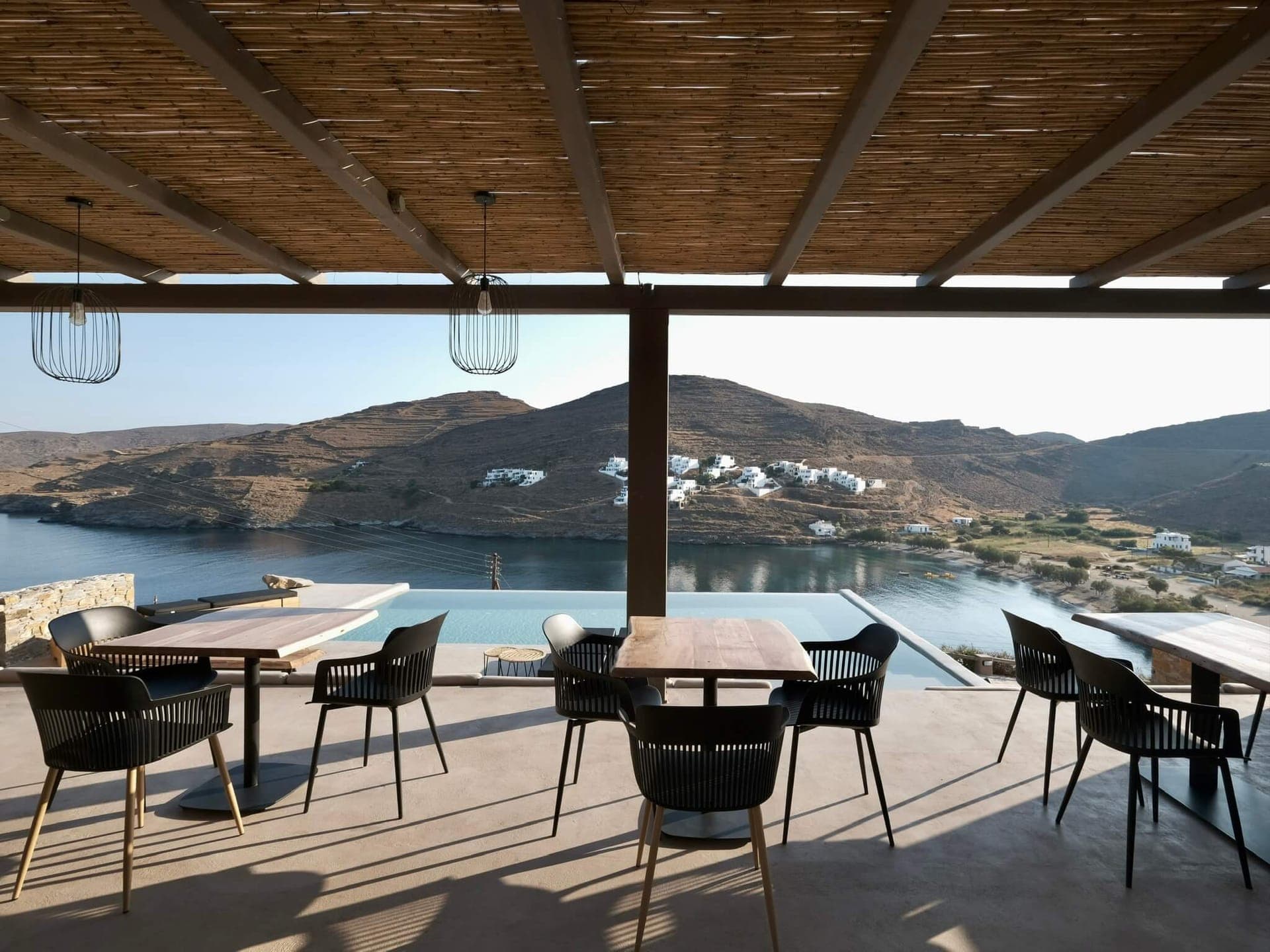 Amal Kythnos Suites