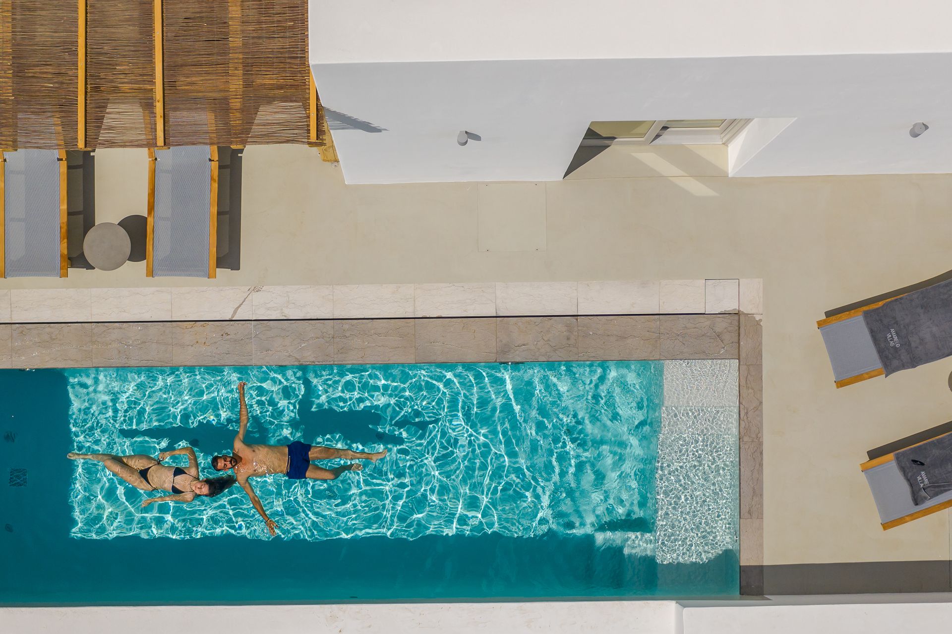 Amarelo Suites