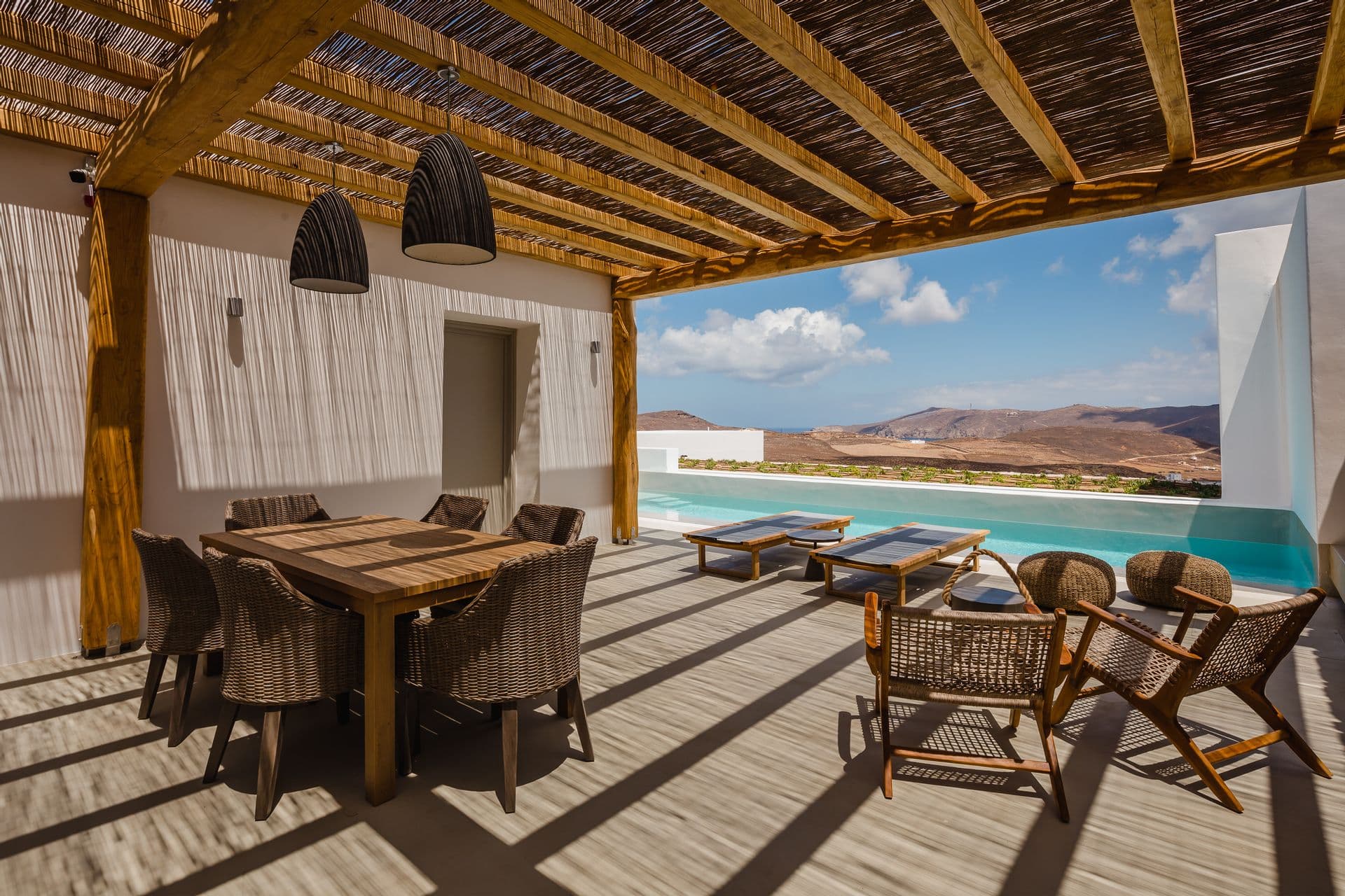 Amarelo Suites