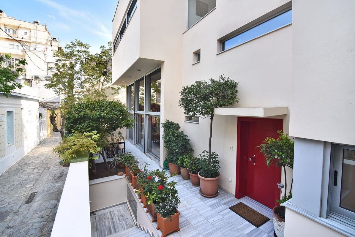 Amaryllis Villa