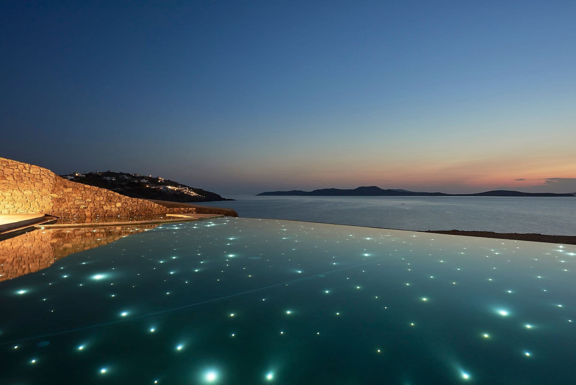 Amazon Mykonos Resort & Spa