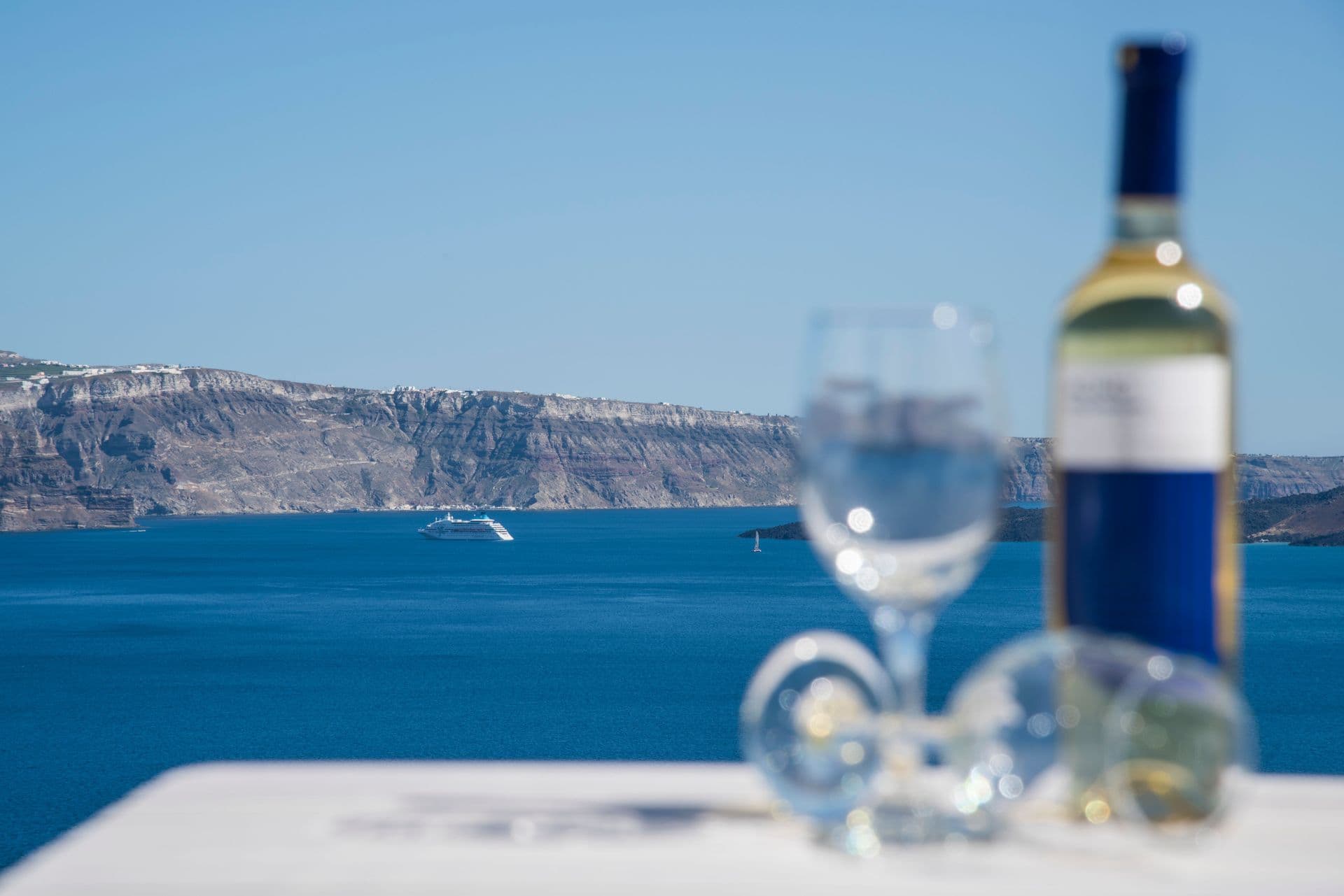 Ambition Suites Santorini