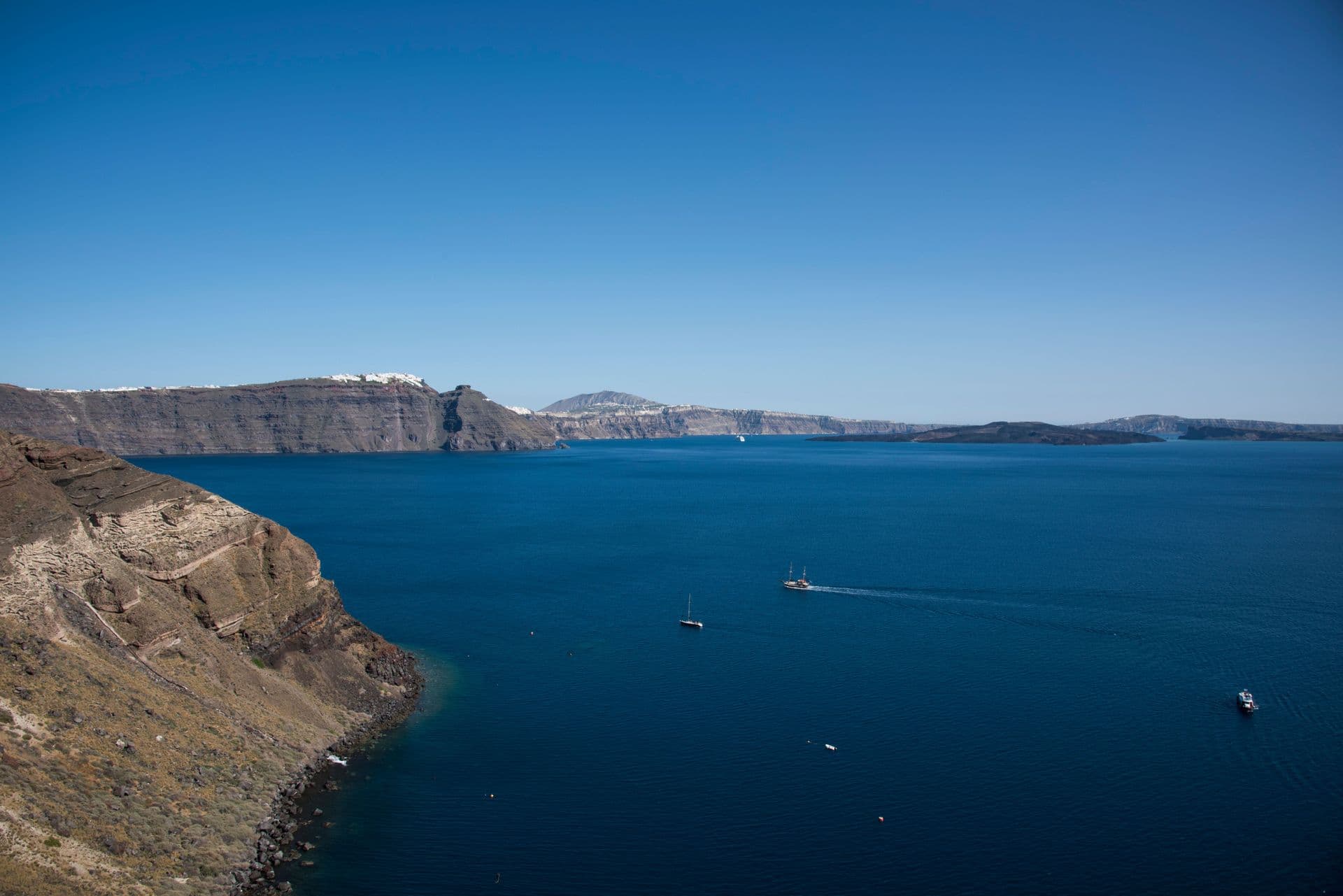 Ambition Suites Santorini
