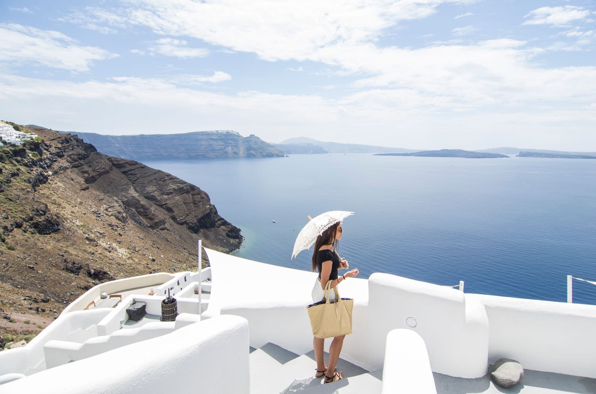 Ambition Suites Santorini