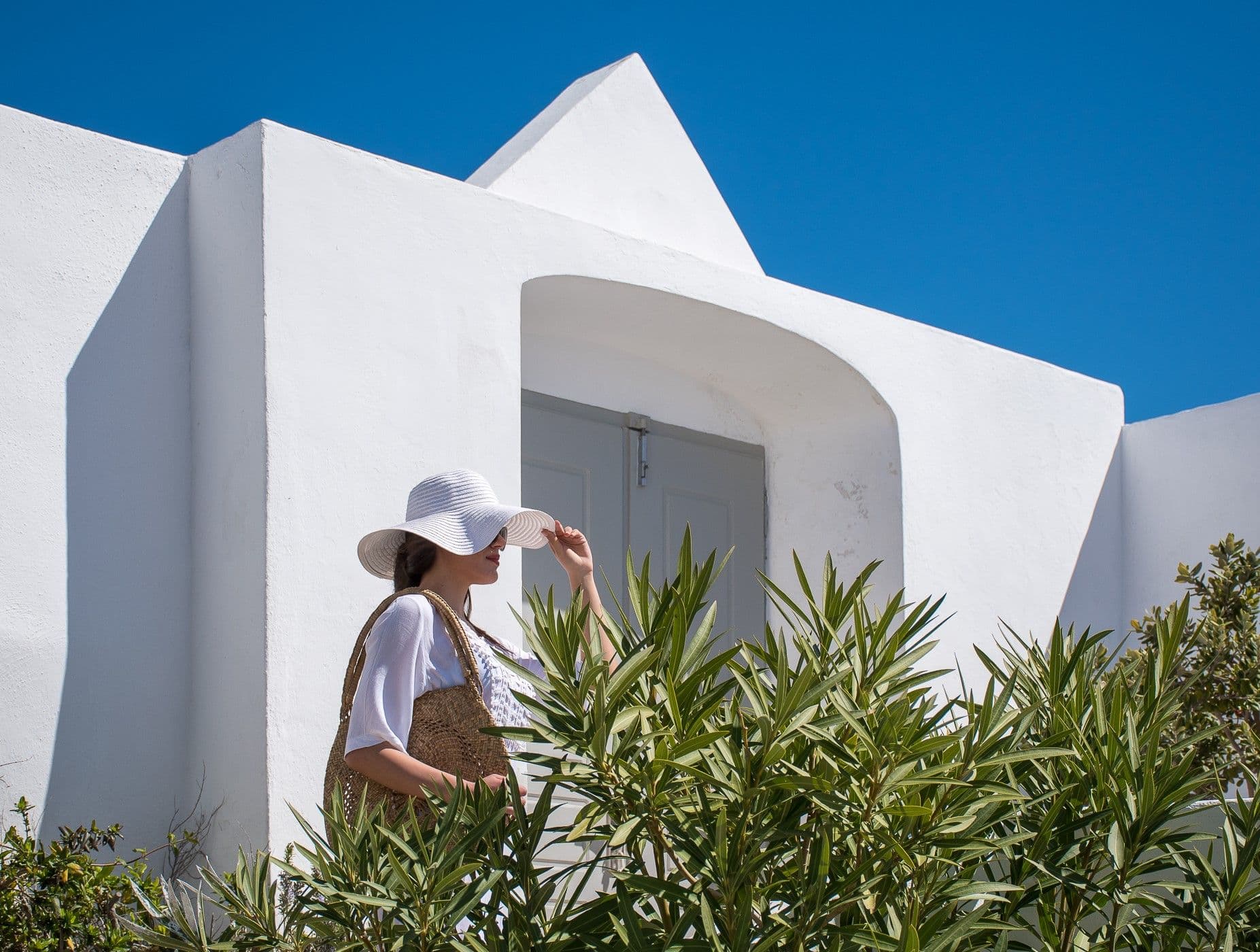 Amelot Art Suites Santorini