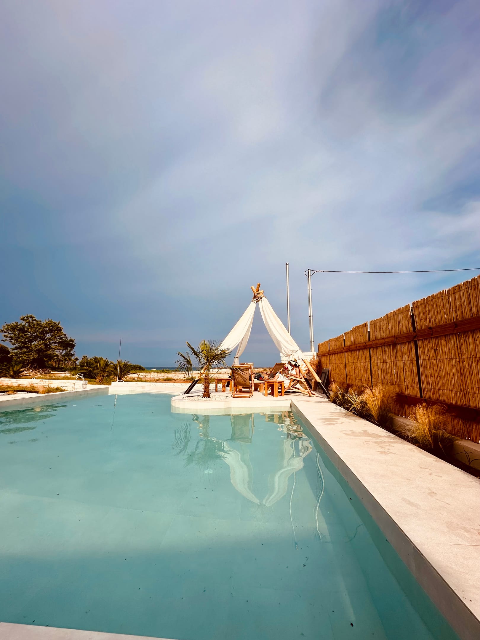 Amo Golden Suites