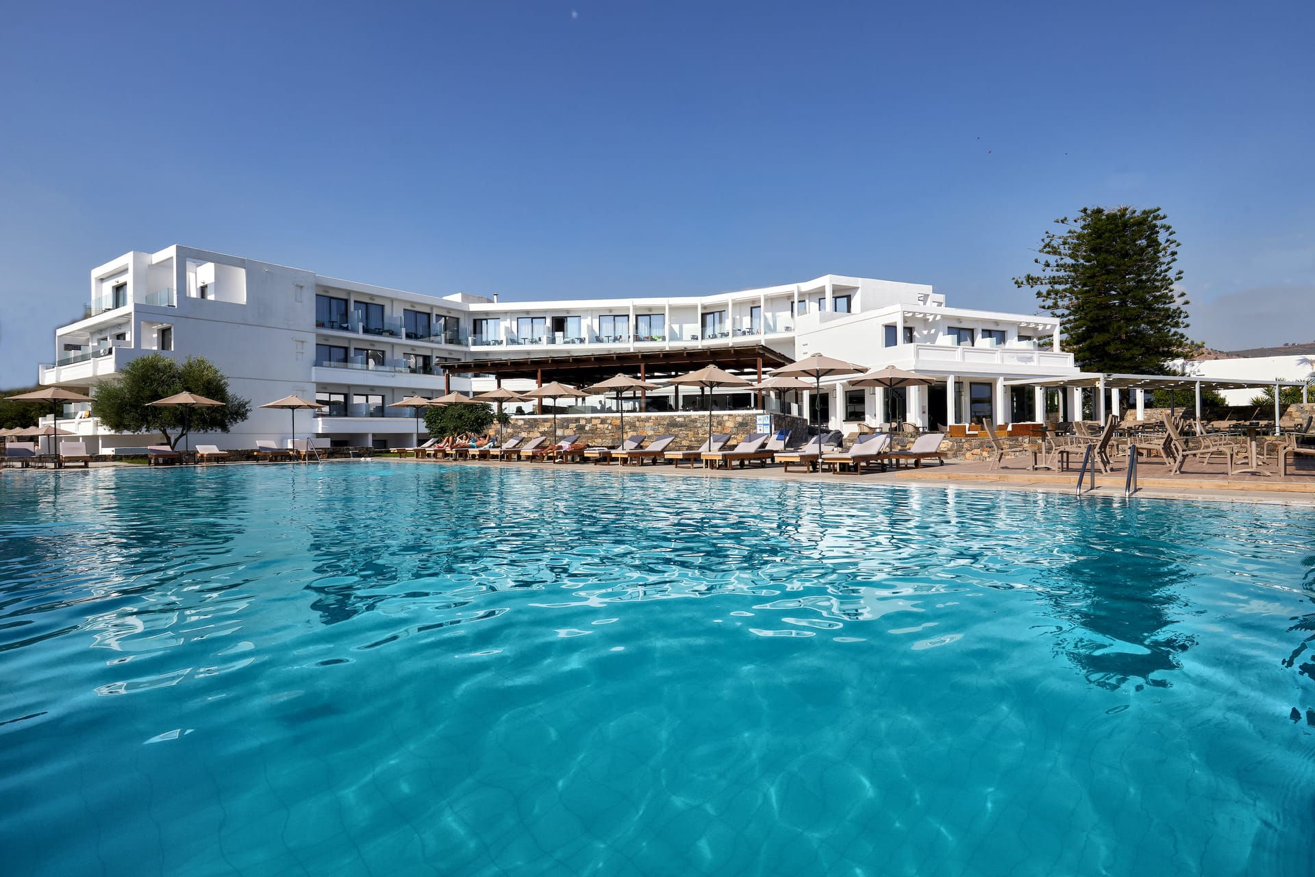Amounda Bay Hotel