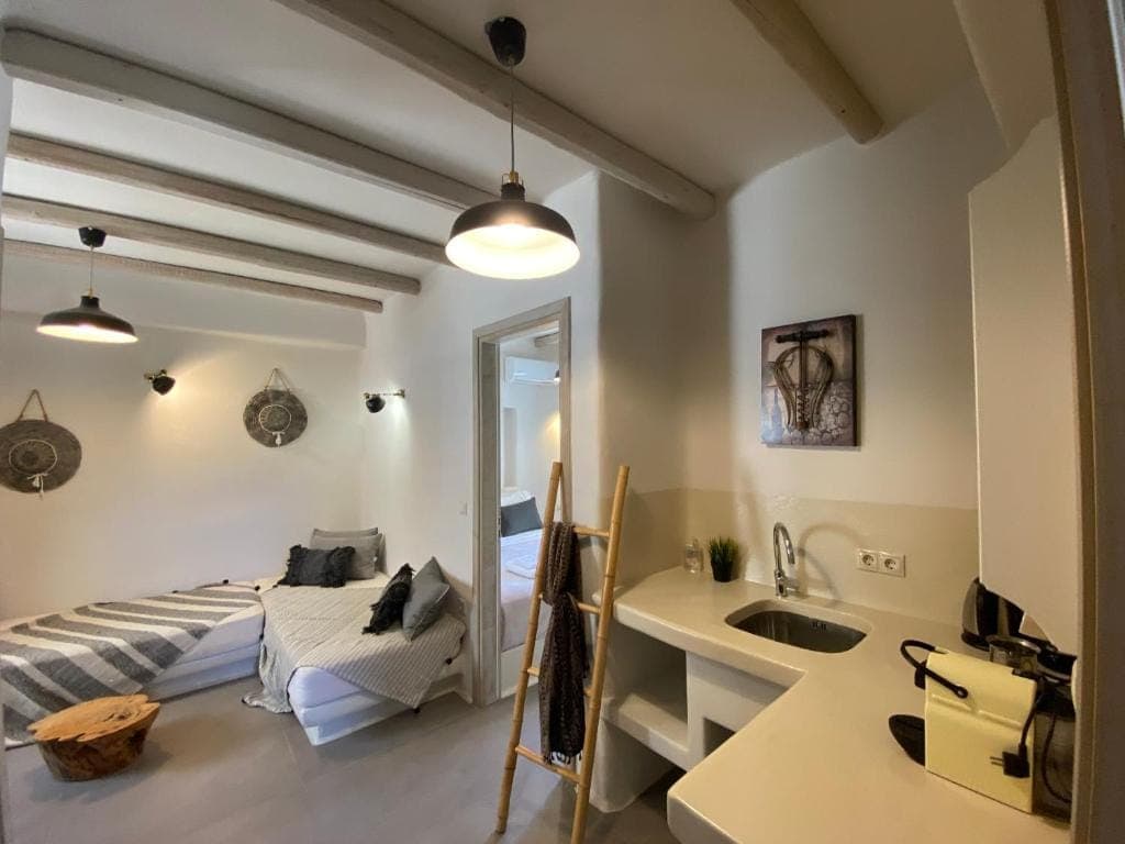 Ampelos Suites Naxos
