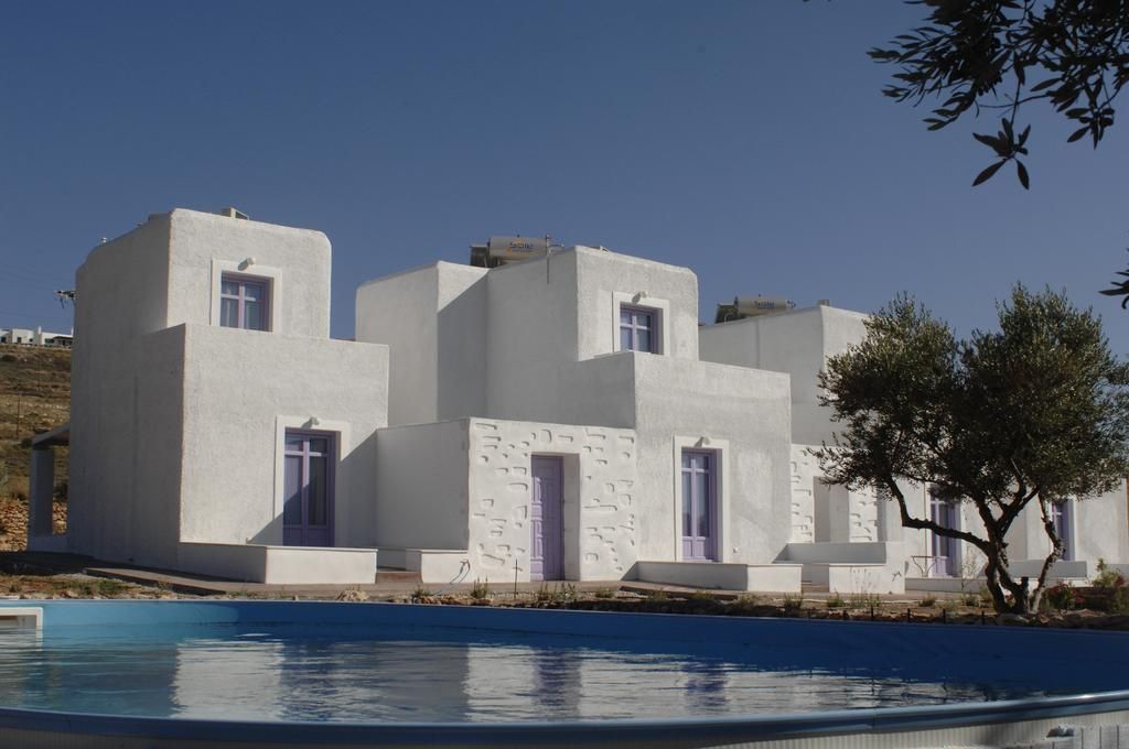 Analypsi Houses Paros