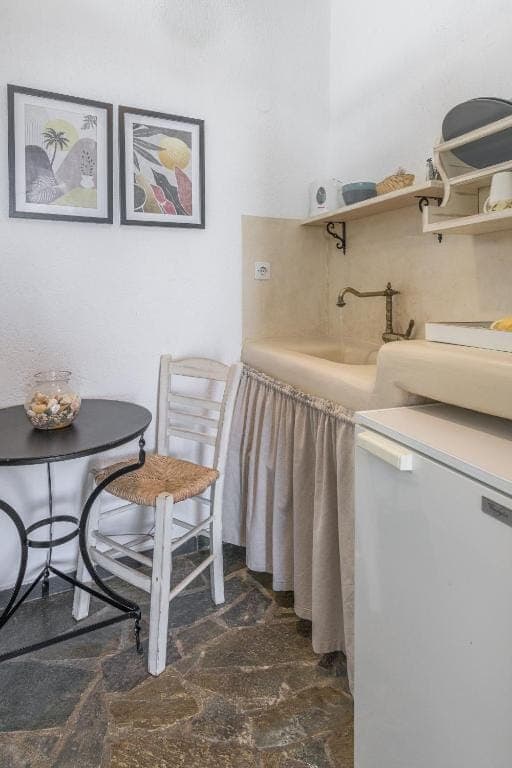 Anastasias Rooms Triovasalos