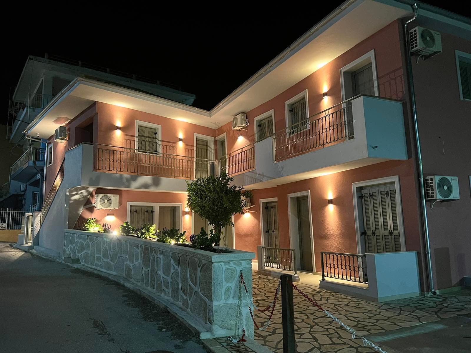 Anax Apartments Parga
